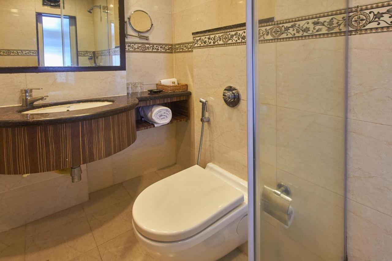 Residency Sarovar Portico Мумбаї Екстер'єр фото