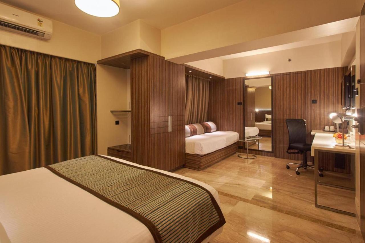 Residency Sarovar Portico Мумбаї Екстер'єр фото