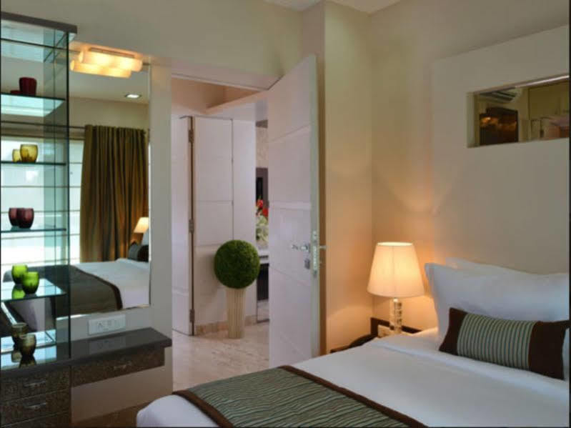 Residency Sarovar Portico Мумбаї Екстер'єр фото