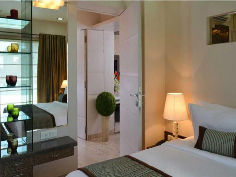 Residency Sarovar Portico Мумбаї Екстер'єр фото